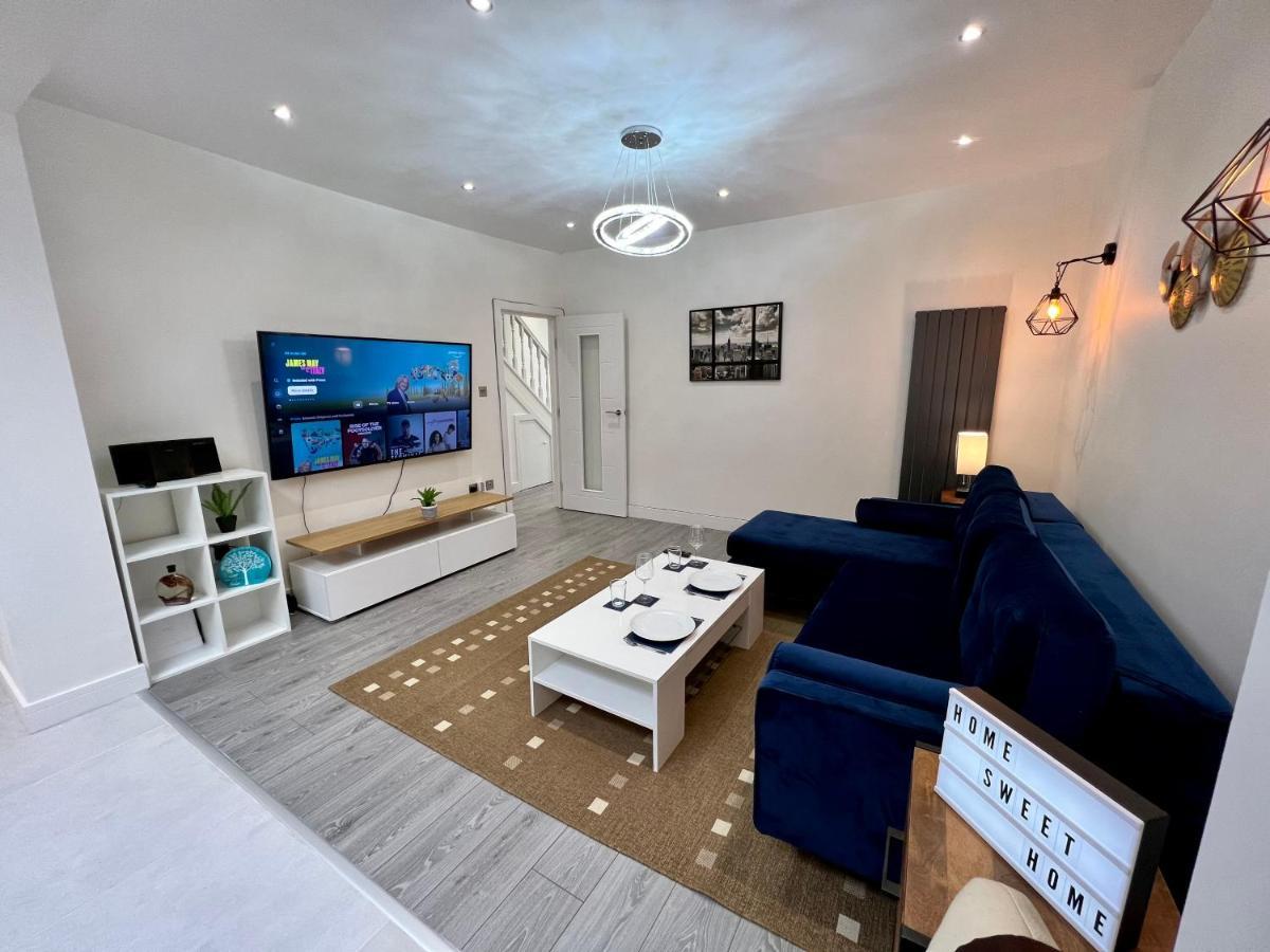 Вилла Wembley Stadium 5 Star Brand New Luxury Sleeps 14 With Parking Лондон Экстерьер фото